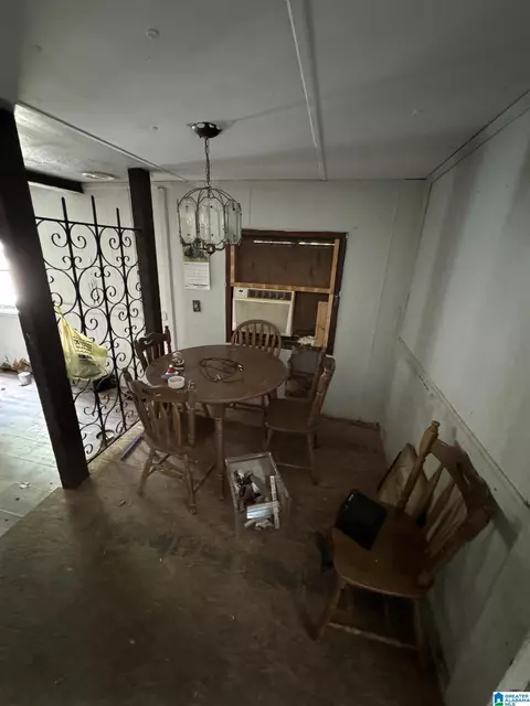 216 Main St, Graysville, AL 35073 photo 13