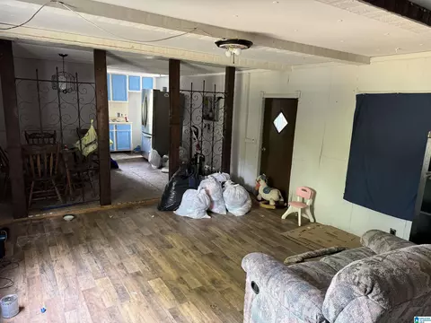 216 Main St, Graysville, AL 35073 photo 17