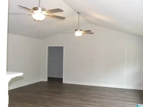 212 Dawsons Cove Dr, Alabaster, AL 35007 photo 7