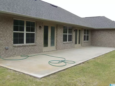 212 Dawsons Cove Dr, Alabaster, AL 35007 photo 4