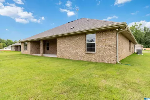 414 Harless Ln, Alabaster, AL 35007 photo 6