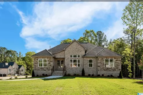1121 Grey Oaks Vly, Pelham, AL 35124