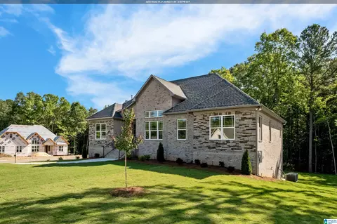 1121 Grey Oaks Vly, Pelham, AL 35124