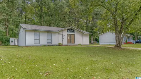1109 Eagle Dr, Maylene, AL 35114 photo 3