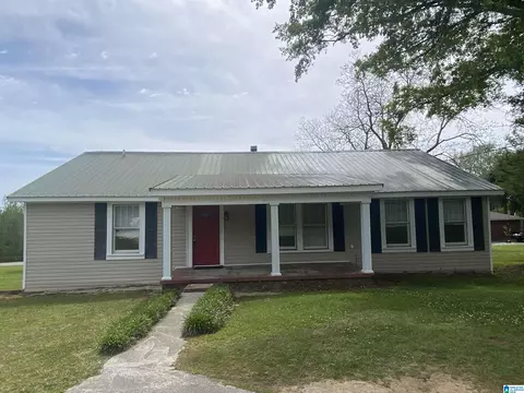 1715 Fulmer Dr, Clanton, AL 35045 photo 1