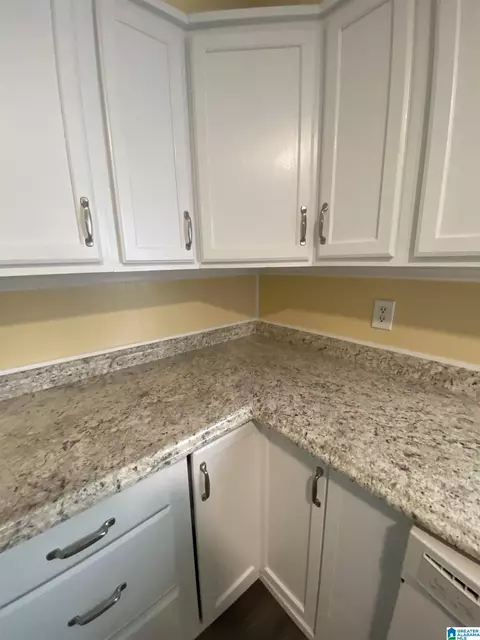 1715 Fulmer Dr, Clanton, AL 35045 photo 9