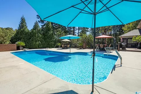Exterior - 1936 Brookside Rd, Mount Olive, AL 35117 photo 9 of 18