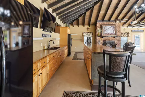 Kitchen - 1936 Brookside Rd, Mount Olive, AL 35117 photo 7 of 7