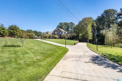 Exterior - 1936 Brookside Rd, Mount Olive, AL 35117 photo 4 of 18