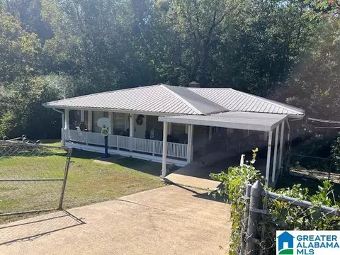 5453 Robin Cir, Adamsville, AL 35005