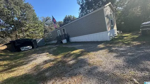 124 Wolfe St, Dora, AL 35062 photo 1