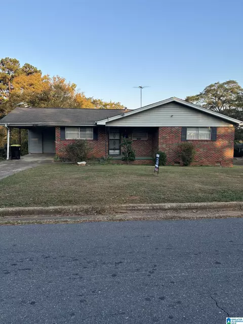 801 Crestline Ave, Sylacauga, AL 35150