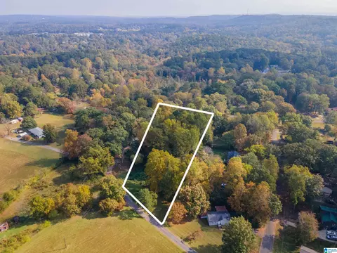 2101 Windcroft Rd, Bessemer, AL 35023