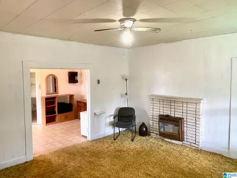 1304 2nd Ave N, Clanton, AL 35045 photo 3