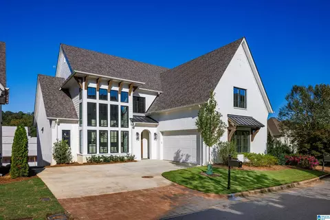 1719 Collinwood Ct, Vestavia Hills, AL 35216