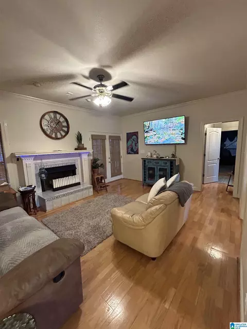 13216 Michael Dr, Lake View, AL 35111 photo 2