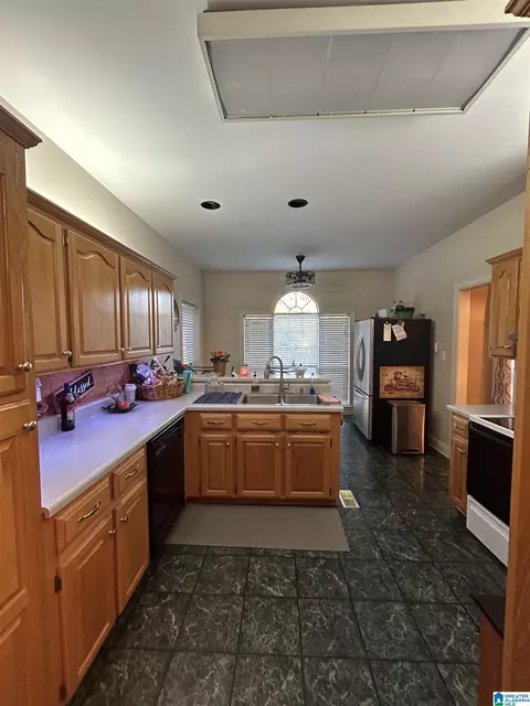 13216 Michael Dr, Lake View, AL 35111 photo 5