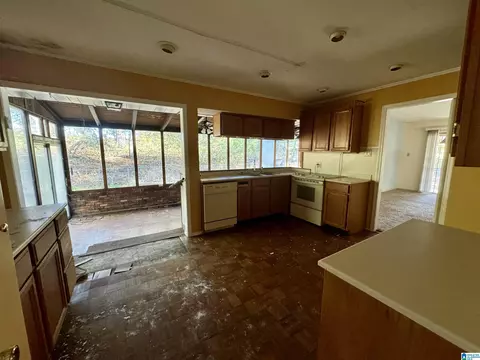 1032 Temple Rd, Clanton, AL 35045 photo 10