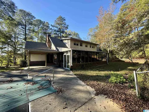 1032 Temple Rd, Clanton, AL 35045 photo 2