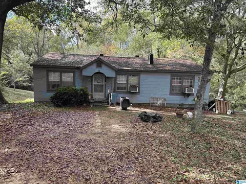 178 2nd St NW, Graysville, AL 35073