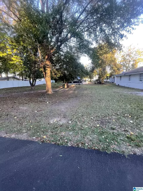 206 1st St, Clanton, AL 35045 photo 11
