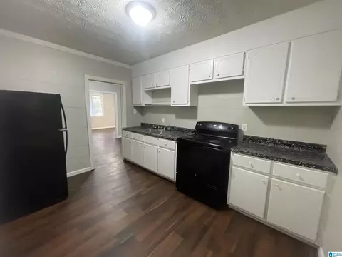206 1st St, Clanton, AL 35045 photo 17