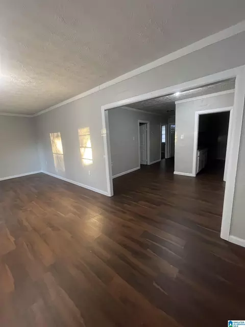 206 1st St, Clanton, AL 35045 photo 13