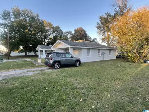 206 1st St, Clanton, AL 35045 photo 10