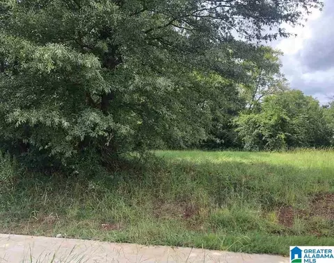 2820 Arlington Ave #4, Bessemer, AL 35020