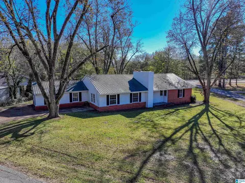 802 E 8th Ave, Linden, AL 36748 photo 6