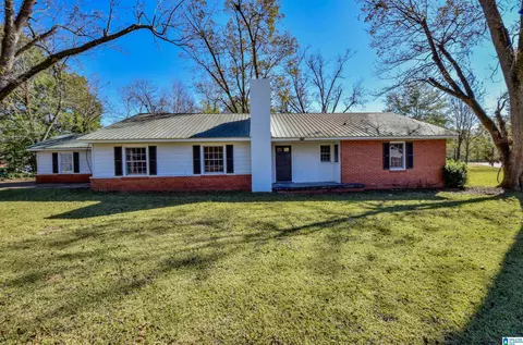 802 E 8th Ave, Linden, AL 36748 photo 2