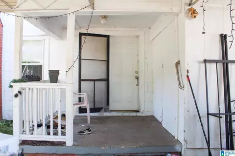 106 S First St, Geneva, AL 36340 photo 10