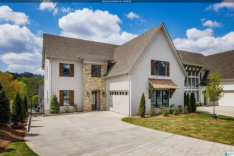 1723 Collinwood Ct, Vestavia, AL 35243