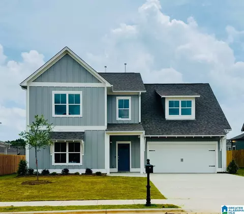 500 Avondale Ln, Pell City, AL 35128