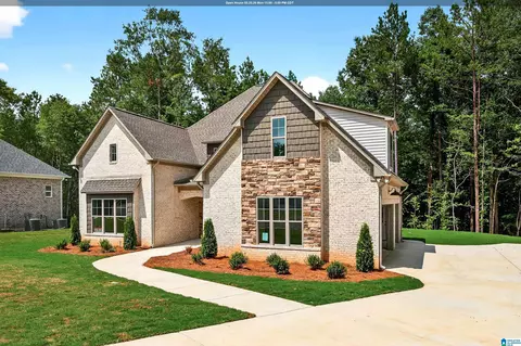 513 Grey Oaks Grv, Pelham, AL 35124