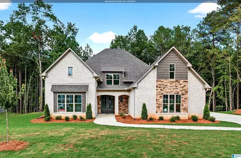 513 Grey Oaks Grv, Pelham, AL 35124