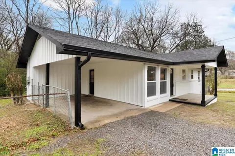 910 Pine St, Jasper, AL 35501 photo 2