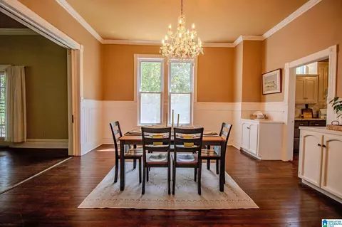 Dining - 428 E 6th St, Anniston, AL 36207 photo 2 of 7