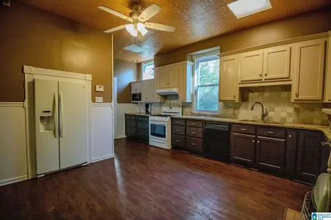 Kitchen - 428 E 6th St, Anniston, AL 36207 photo 1 of 3