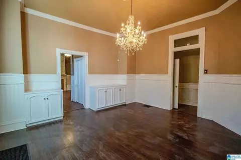 Dining - 428 E 6th St, Anniston, AL 36207 photo 3 of 7