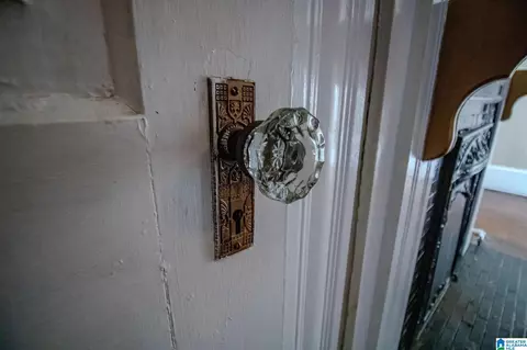 Entry Way - 428 E 6th St, Anniston, AL 36207 photo 6 of 9