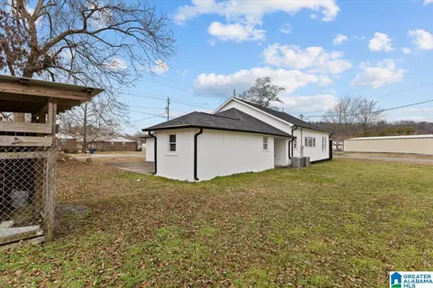 Other - 301 Adams Ave E, Oneonta, AL 35121 photo 5 of 12