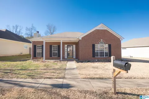 5721 Marchester Cir, Pinson, AL 35126