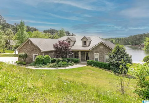 216 Mulberry Ln, Shelby, AL 35143