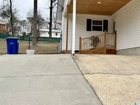 6237 Chartee Dr, Anniston, AL 36206 photo 3