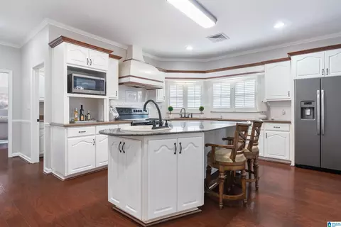 Kitchen - 22851 Eastern Valley Rd, Mc Calla, AL 35111 photo 3 of 4
