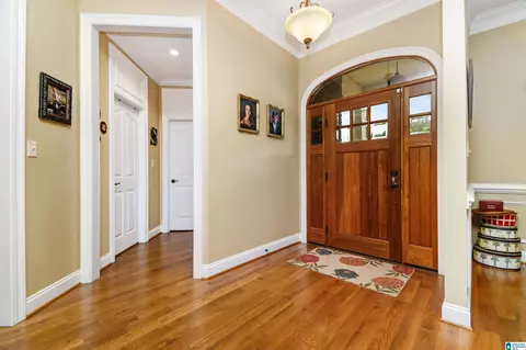 Entry Way - 2348 County Road 28, Clanton, AL 35046 photo 2 of 4