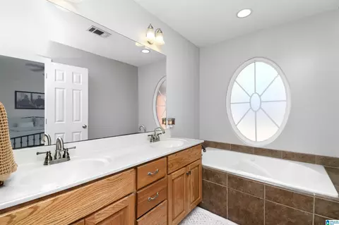 916 Frances Cir, Clanton, AL 35045 photo 12