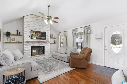 916 Frances Cir, Clanton, AL 35045 photo 8