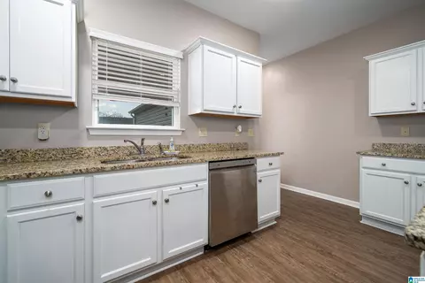 Kitchen - 531 E 6th Ave, Oneonta, AL 35121 photo 4 of 4